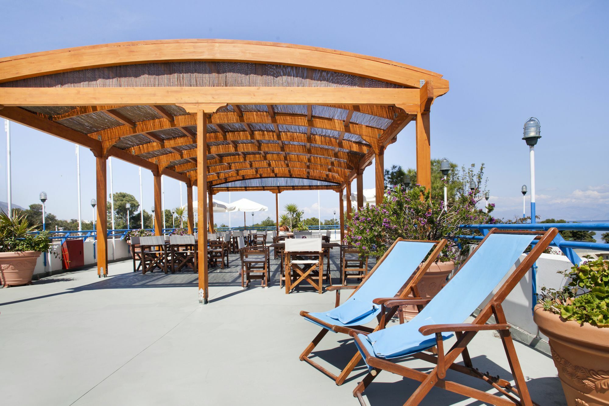 Daphne'S Club Hotel Apartments Xylokastro Bagian luar foto